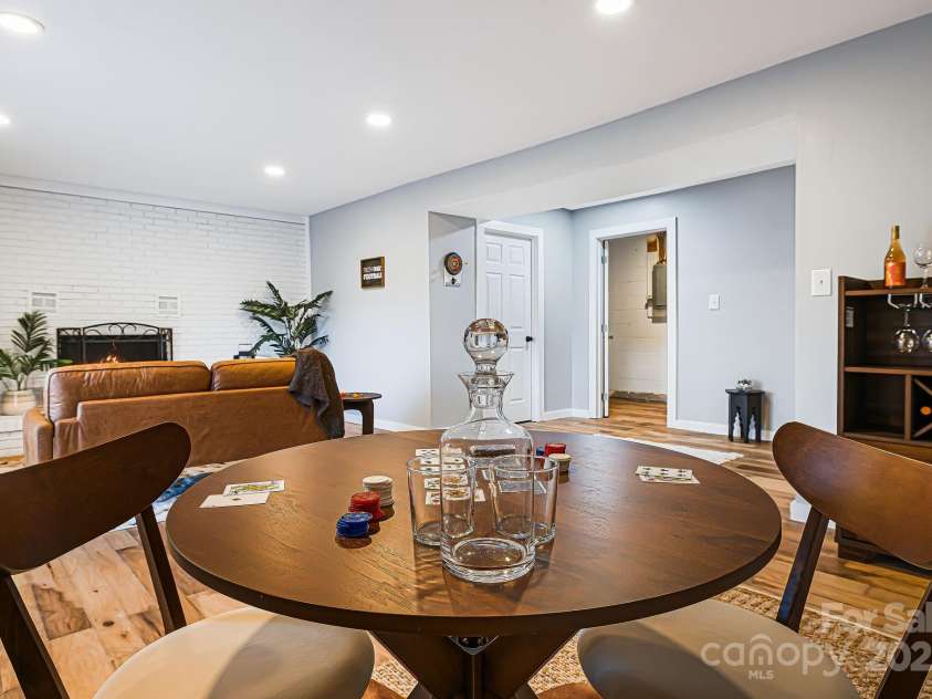 32 Whitaker View Road, Fairview, NC 28730.  MLS# CAR4257047, YatesRealty ID 13299. 