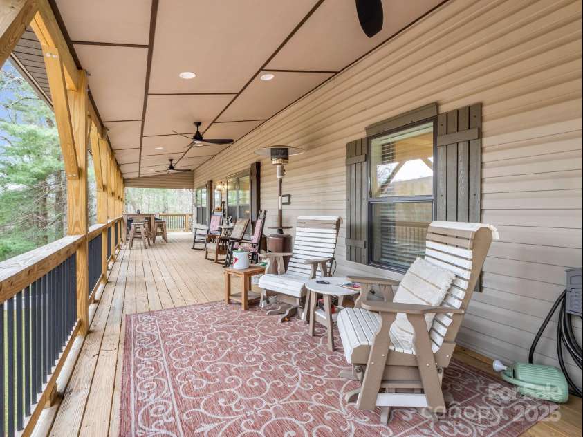 48 Rainbow Lake Circle, Black Mountain, NC 28711.  MLS# CAR4322893, YatesRealty ID 13299. 