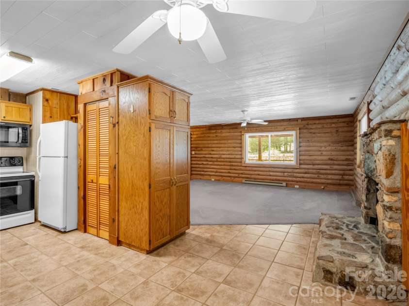 137 Amys Ridge Road, Lake Lure, NC 28746.  MLS# CAR4391704, YatesRealty ID 133. Pantry