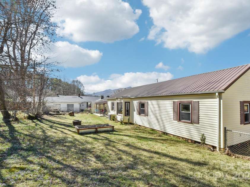 131 Ridgewood Drive, Waynesville, NC 28786.  MLS# CAR4222863, YatesRealty ID 1330. Huge benefit as a family playground, and features