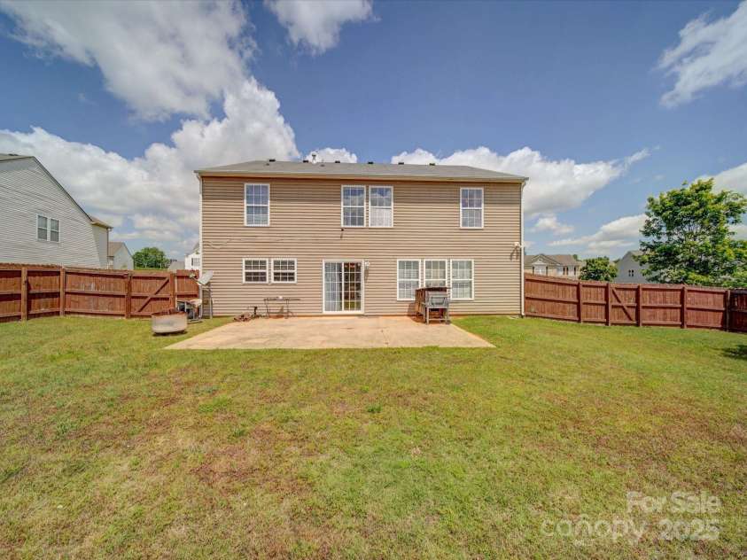 3841 Shasta Circle, Clover, SC 29710.  MLS# CAR4224933, YatesRealty ID 1330. 