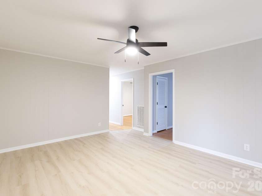 1621 Stonehill Place, Rock Hill, SC 29730.  MLS# CAR4352614, YatesRealty ID 13300. 