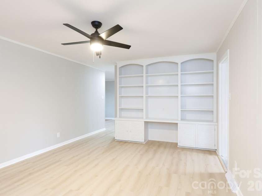 1621 Stonehill Place, Rock Hill, SC 29730.  MLS# CAR4352614, YatesRealty ID 13300. 