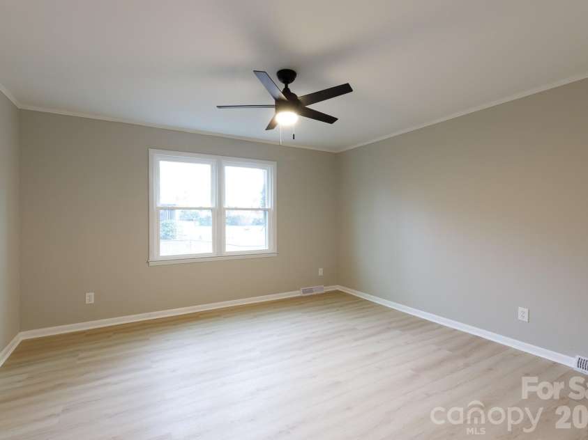 1621 Stonehill Place, Rock Hill, SC 29730.  MLS# CAR4352614, YatesRealty ID 13300. 