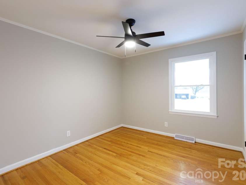 1621 Stonehill Place, Rock Hill, SC 29730.  MLS# CAR4352614, YatesRealty ID 13300. 