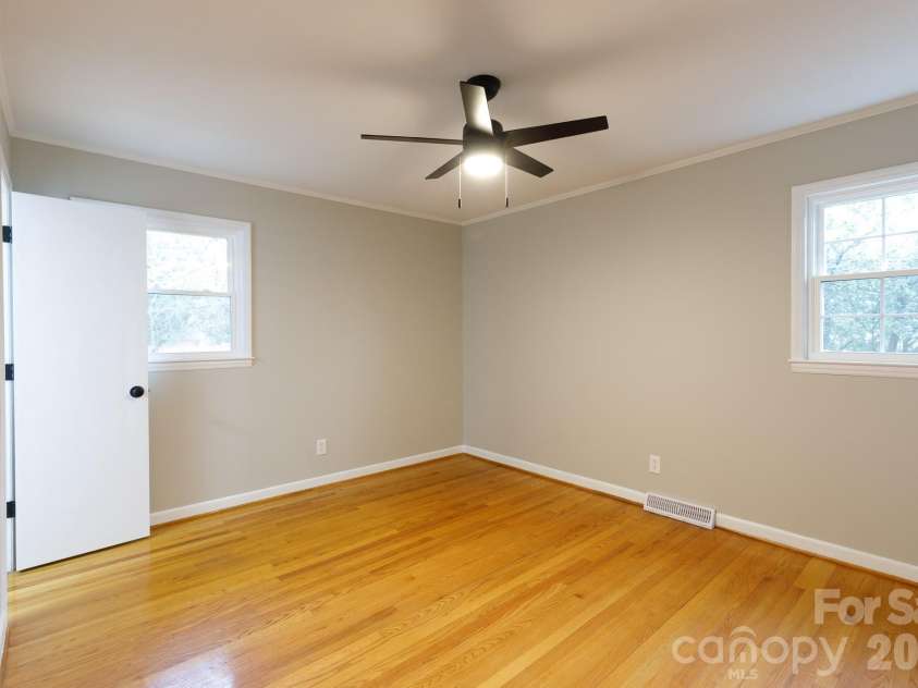 1621 Stonehill Place, Rock Hill, SC 29730.  MLS# CAR4352614, YatesRealty ID 13300. 