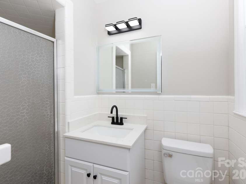 1621 Stonehill Place, Rock Hill, SC 29730.  MLS# CAR4352614, YatesRealty ID 13300. 