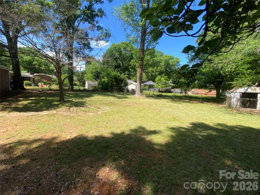 1621 Stonehill Place, Rock Hill, SC 29730.  MLS# CAR4352614, YatesRealty ID 13300. 