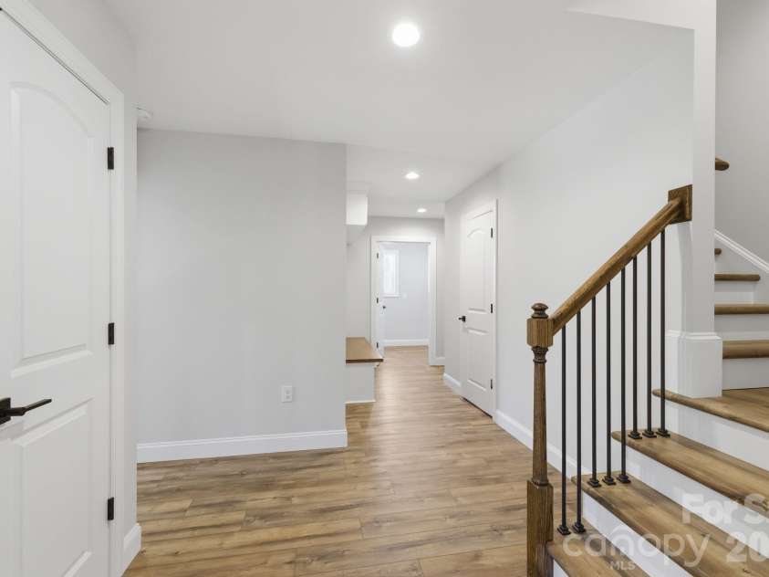 2587 Wallace Acres Lane, Lincolnton, NC 28092.  MLS# CAR4369112, YatesRealty ID 13302. 