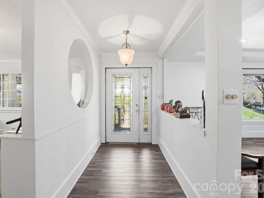 160 Glendale Avenue, Concord, NC 28025.  MLS# CAR4360296, YatesRealty ID 13304. 