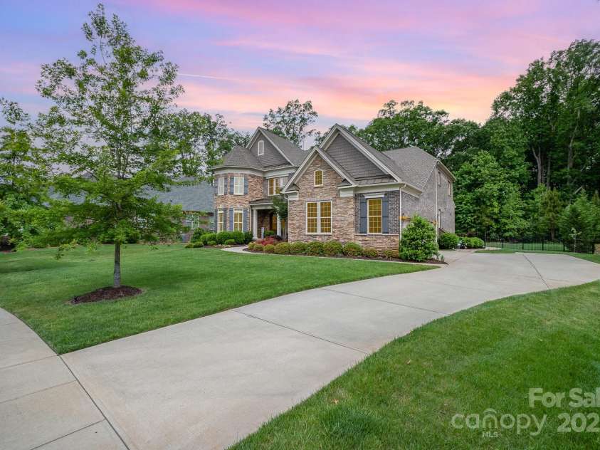 320 Eden Hollow Lane, Weddington, NC 28104.  MLS# CAR4256512, YatesRealty ID 13304. 