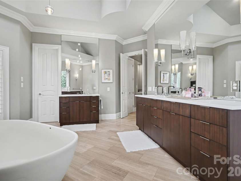 6312 Mitchell Hollow Road, Charlotte, NC 28277.  MLS# CAR4364428, YatesRealty ID 13306. 