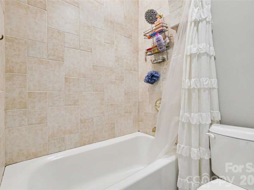 6312 Mitchell Hollow Road, Charlotte, NC 28277.  MLS# CAR4364428, YatesRealty ID 13306. 
