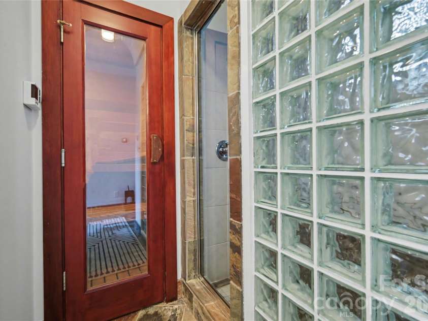 6312 Mitchell Hollow Road, Charlotte, NC 28277.  MLS# CAR4364428, YatesRealty ID 13306. 