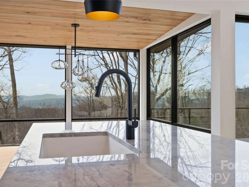 751 New Sprout Lane, Hendersonville, NC 28792.  MLS# CAR4345642, YatesRealty ID 13307. 
