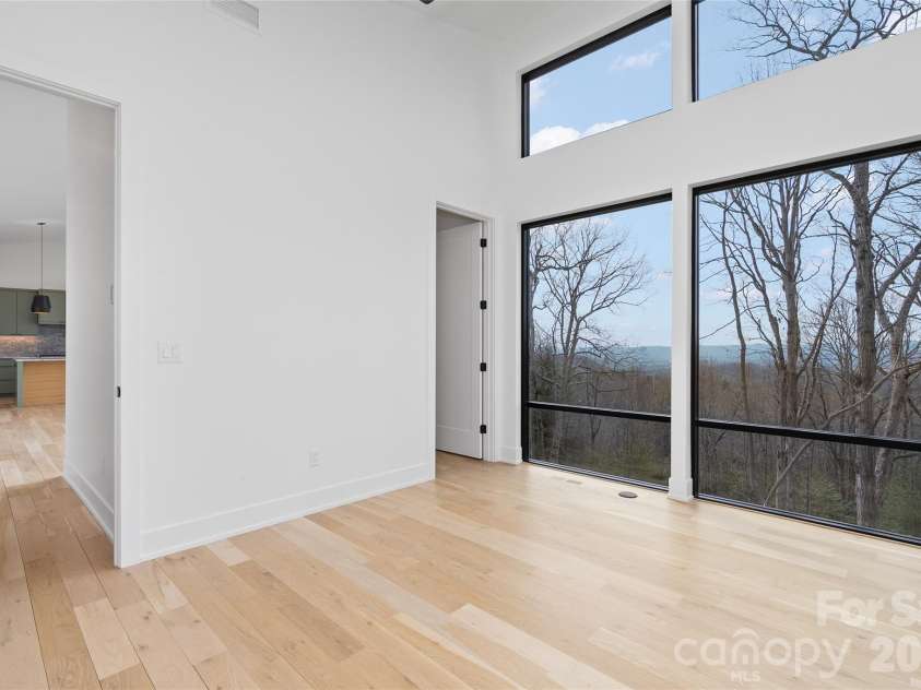751 New Sprout Lane, Hendersonville, NC 28792.  MLS# CAR4345642, YatesRealty ID 13307. 