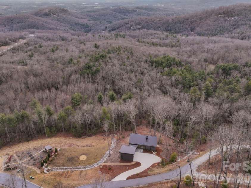 751 New Sprout Lane, Hendersonville, NC 28792.  MLS# CAR4345642, YatesRealty ID 13307. 