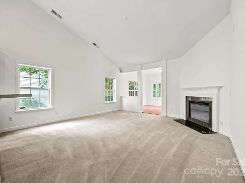 8120 Calistoga Lane, Waxhaw, NC 28173.  MLS# CAR4249942, YatesRealty ID 13307. 