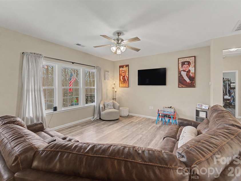 201 Woodhaven Estates, Sylva, NC 28779.  MLS# CAR4357153, YatesRealty ID 13308. 