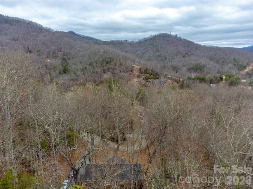 201 Woodhaven Estates, Sylva, NC 28779.  MLS# CAR4357153, YatesRealty ID 13308. 