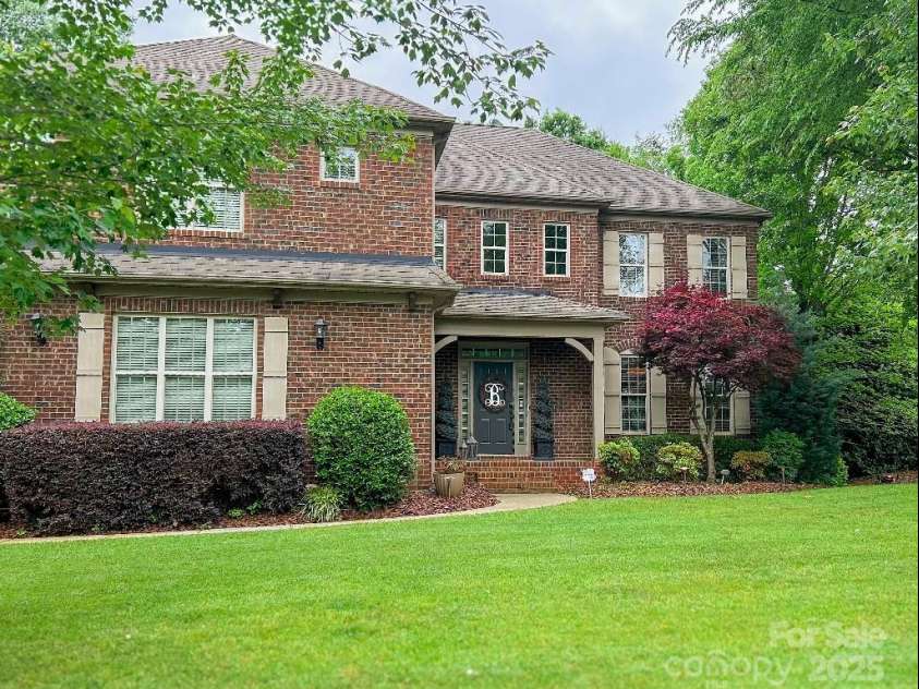 604 Wisteria Walk Way, Fort Mill, SC 29715.  MLS# CAR4238098, YatesRealty ID 13309. 