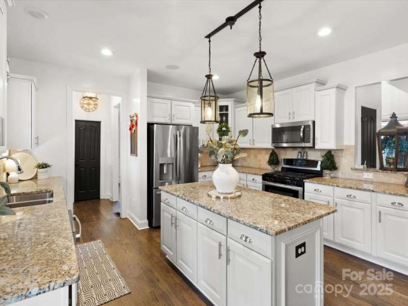 604 Wisteria Walk Way, Fort Mill, SC 29715.  MLS# CAR4238098, YatesRealty ID 13309. 