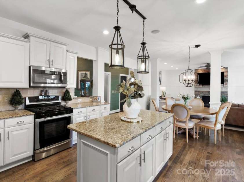 604 Wisteria Walk Way, Fort Mill, SC 29715.  MLS# CAR4238098, YatesRealty ID 13309. 