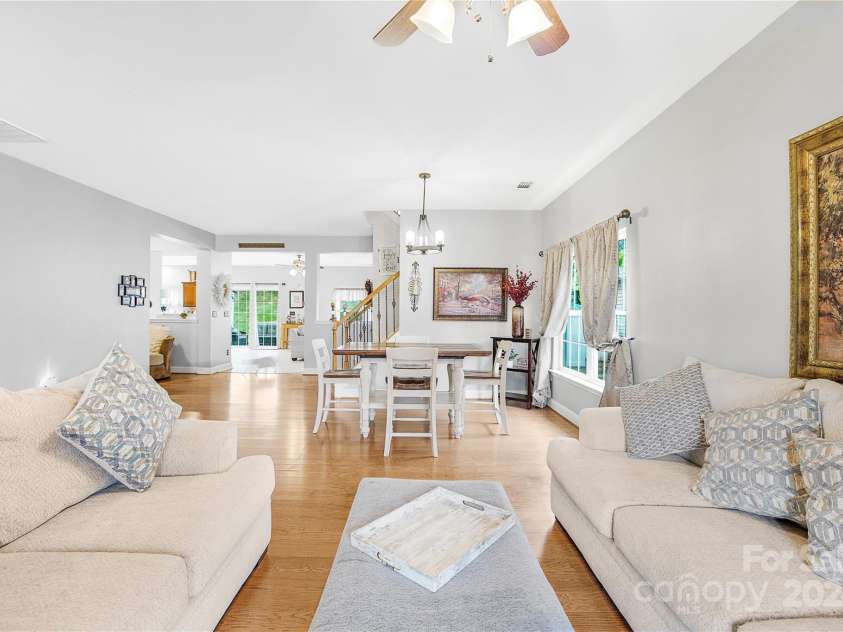 114 Silverspring Place, Mooresville, NC 28117.  MLS# CAR4187492, YatesRealty ID 1331. 
