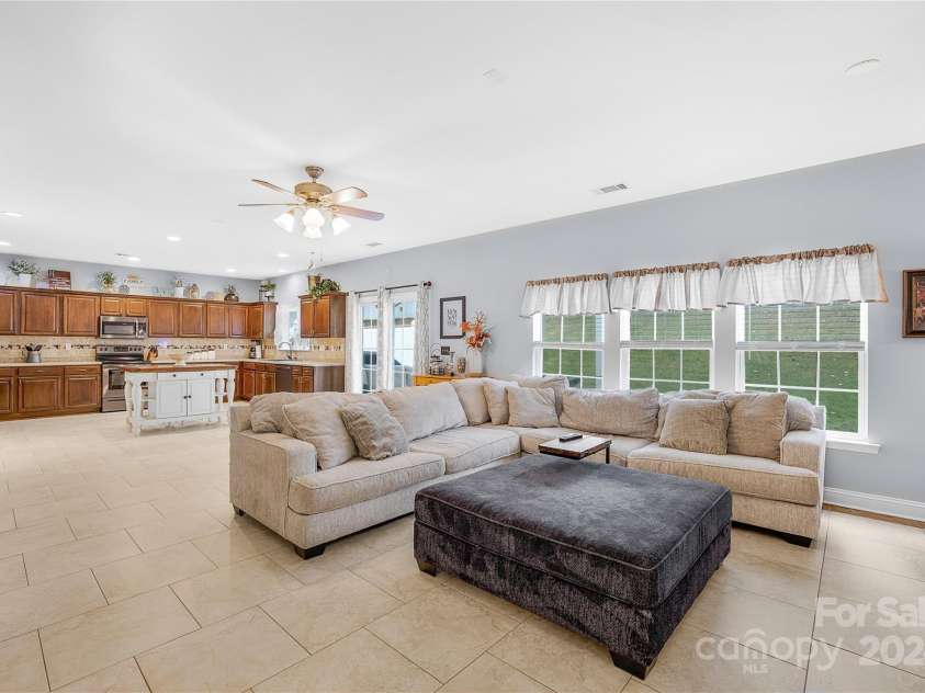114 Silverspring Place, Mooresville, NC 28117.  MLS# CAR4187492, YatesRealty ID 1331. 