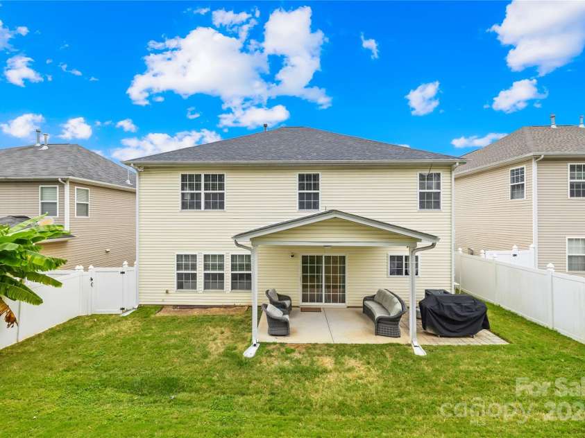 114 Silverspring Place, Mooresville, NC 28117.  MLS# CAR4187492, YatesRealty ID 1331. 