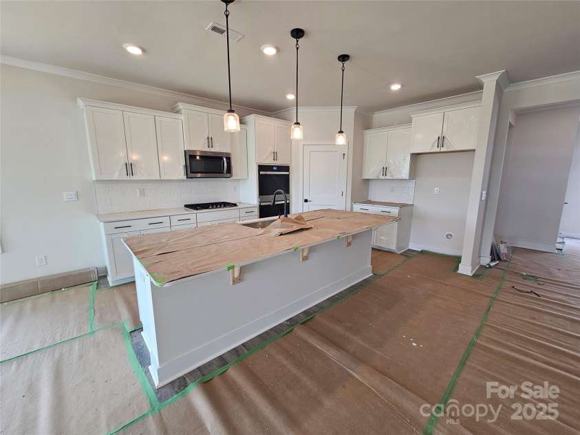 286 Miramar Drive, York, SC 29745.  MLS# CAR4251714, YatesRealty ID 13310. 