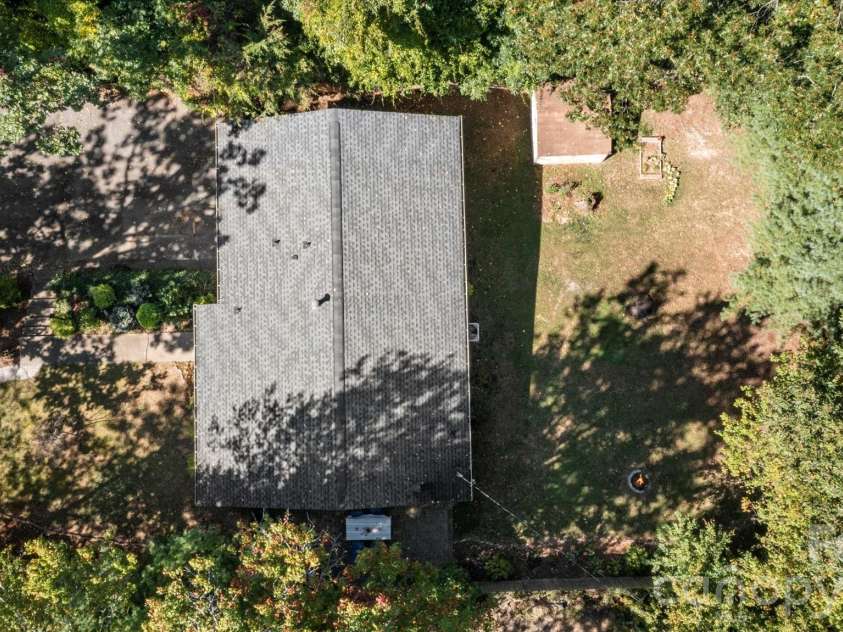196 Weston Road, Arden, NC 28704.  MLS# CAR4327899, YatesRealty ID 13313. 