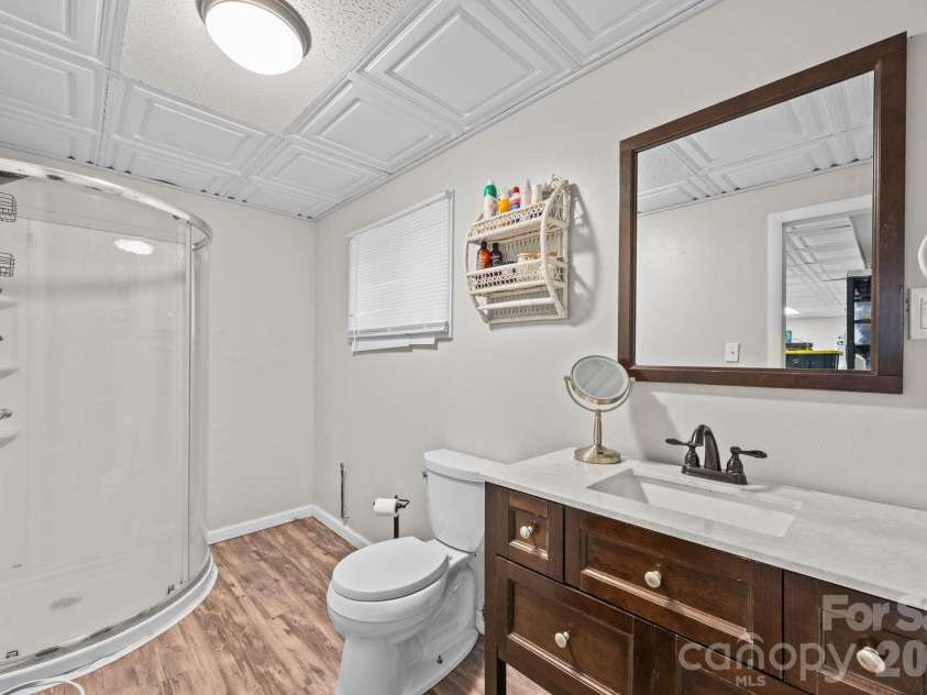 196 Weston Road, Arden, NC 28704.  MLS# CAR4327899, YatesRealty ID 13313. 