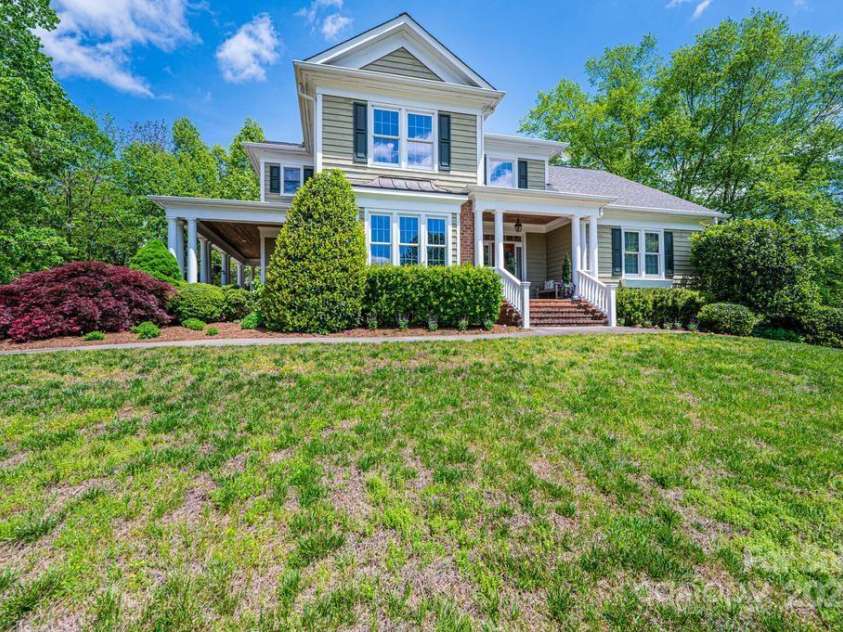 604 Foxridge Court, Lenoir, NC 28645.  MLS# CAR4254154, YatesRealty ID 13315. 