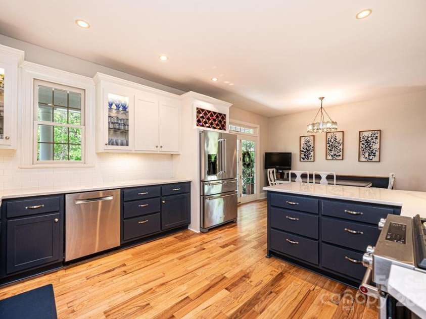 604 Foxridge Court, Lenoir, NC 28645.  MLS# CAR4254154, YatesRealty ID 13315. 