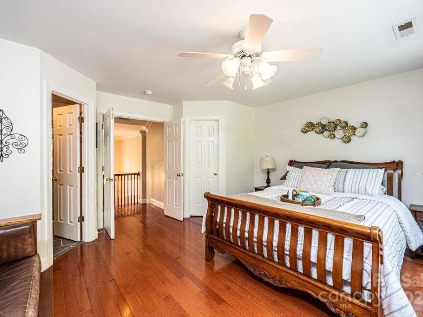 604 Foxridge Court, Lenoir, NC 28645.  MLS# CAR4254154, YatesRealty ID 13315. 