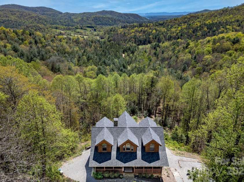 897 Turkey Trail, McGrady, NC 28649.  MLS# CAR4253549, YatesRealty ID 13316. 