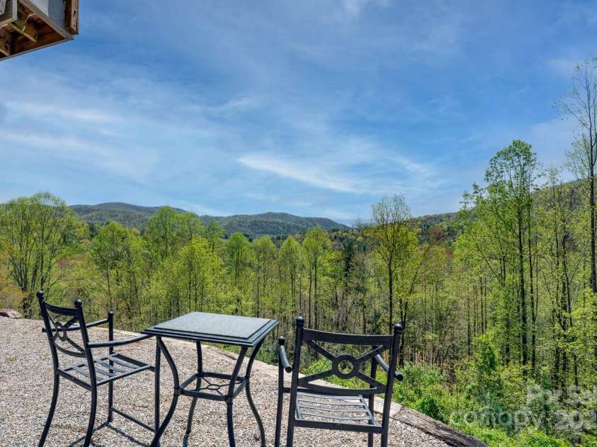 897 Turkey Trail, McGrady, NC 28649.  MLS# CAR4253549, YatesRealty ID 13316. 