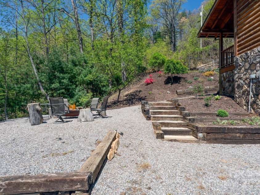 897 Turkey Trail, McGrady, NC 28649.  MLS# CAR4253549, YatesRealty ID 13316. 