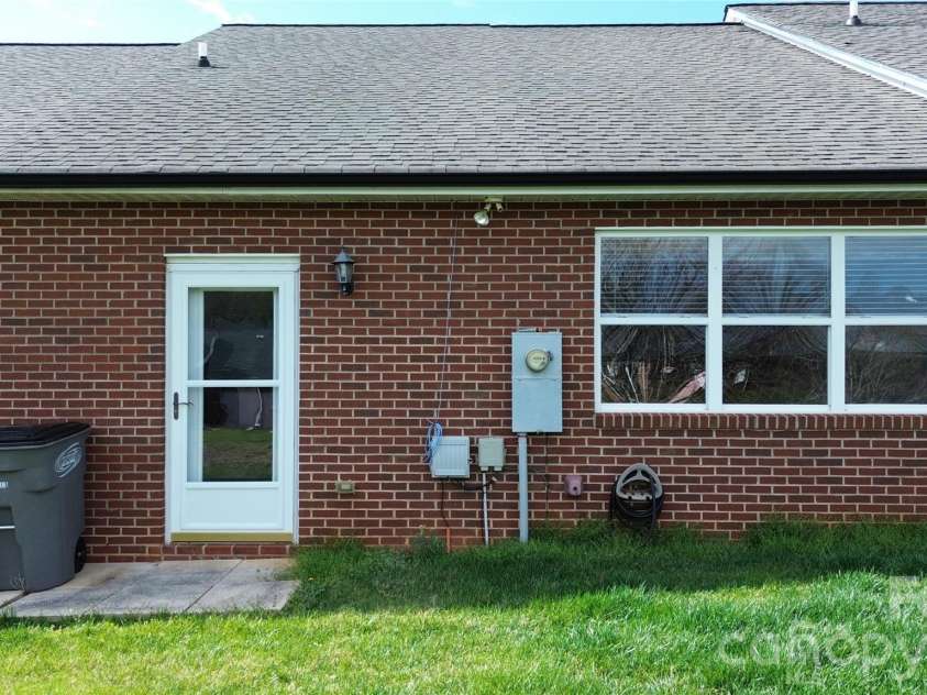 3870 Sage Court, Denver, NC 28037.  MLS# CAR4355563, YatesRealty ID 13317. 