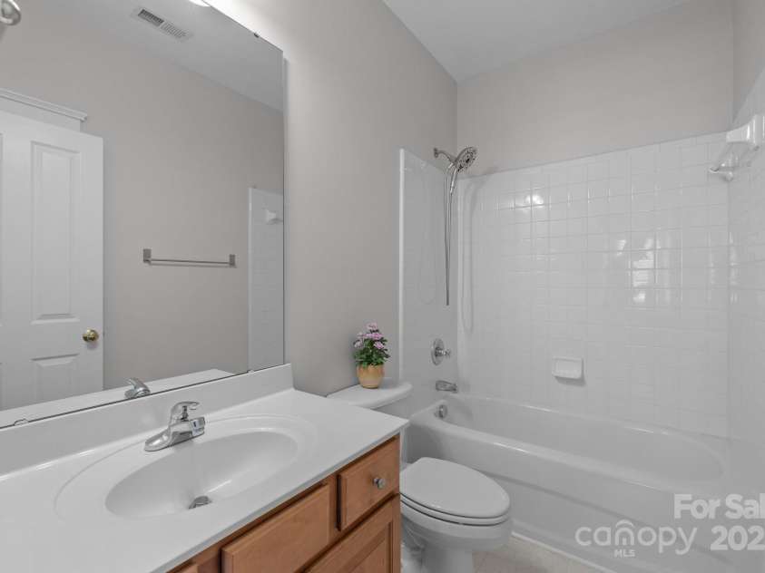 9652 Alma Blount Boulevard, Charlotte, NC 28277.  MLS# CAR4239623, YatesRealty ID 13317. 