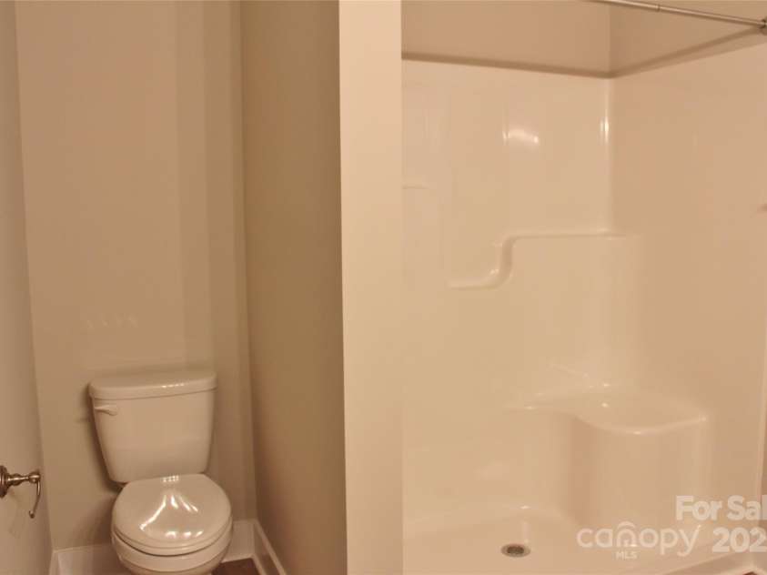 4304 Fletcher Funderburk Road, Lancaster, SC 29720.  MLS# CAR4251478, YatesRealty ID 13318. Master bath shower