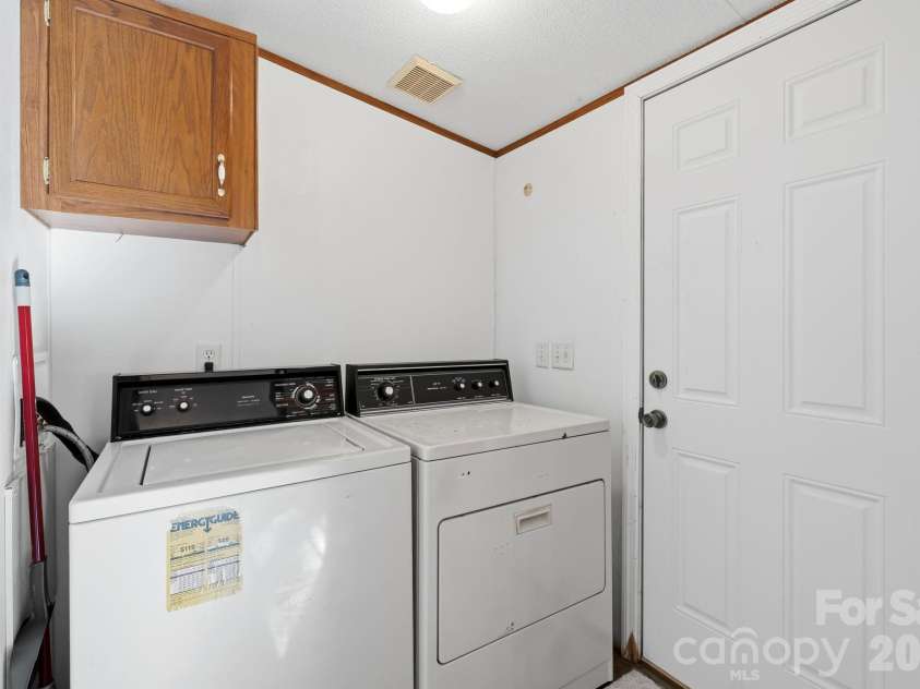 76 Gobblers Knob Road, Penrose, NC 28766.  MLS# CAR4337072, YatesRealty ID 13318. 