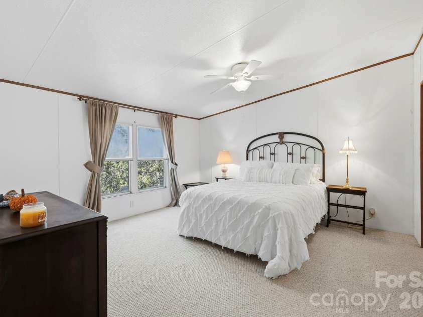 76 Gobblers Knob Road, Penrose, NC 28766.  MLS# CAR4337072, YatesRealty ID 13318. 