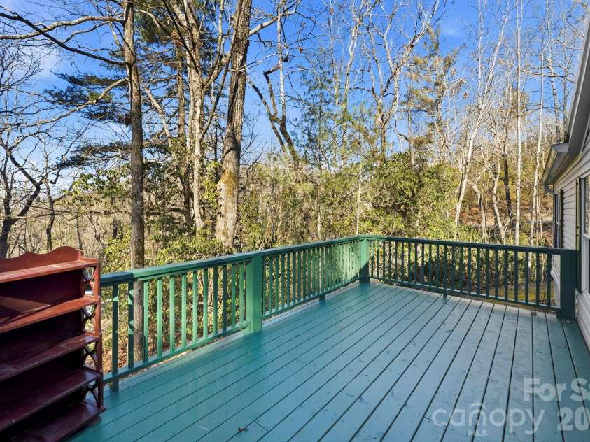 76 Gobblers Knob Road, Penrose, NC 28766.  MLS# CAR4337072, YatesRealty ID 13318. 