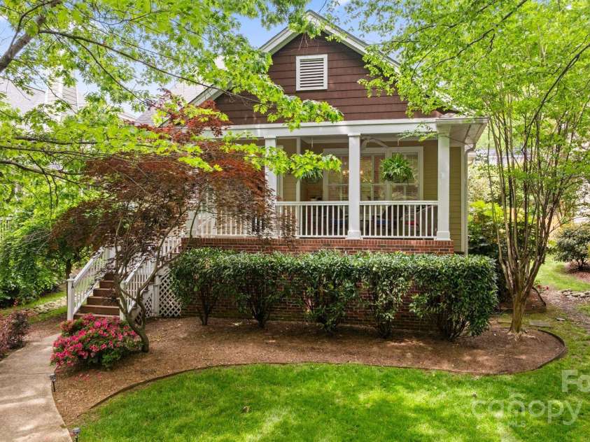 2306 Club Road, Charlotte, NC 28205.  MLS# CAR4250030, YatesRealty ID 13319. 