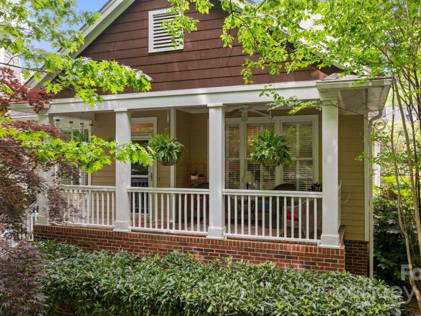 2306 Club Road, Charlotte, NC 28205.  MLS# CAR4250030, YatesRealty ID 13319. 