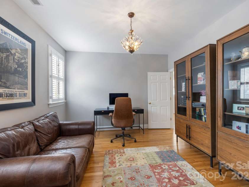 2306 Club Road, Charlotte, NC 28205.  MLS# CAR4250030, YatesRealty ID 13319. 