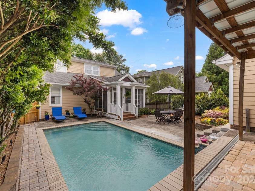 2306 Club Road, Charlotte, NC 28205.  MLS# CAR4250030, YatesRealty ID 13319. 