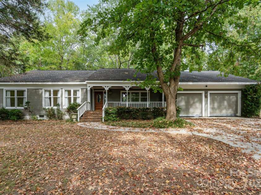 15133 Torrence Branch Road, Charlotte, NC 28278.  MLS# CAR4299900, YatesRealty ID 1332. 